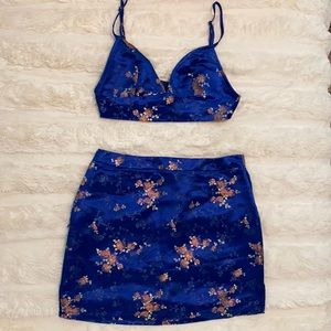 Oriental pattern 2 piece skirt set